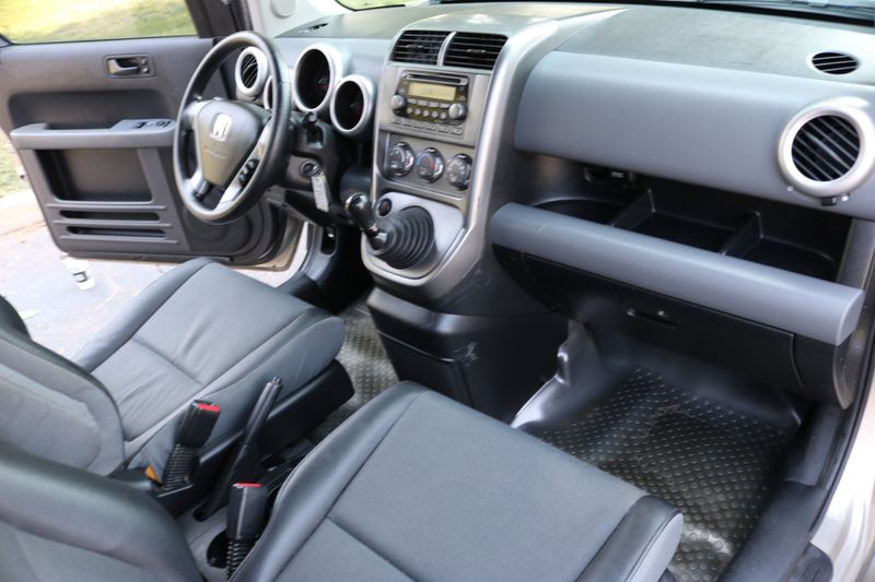 2004 Honda Element Photos