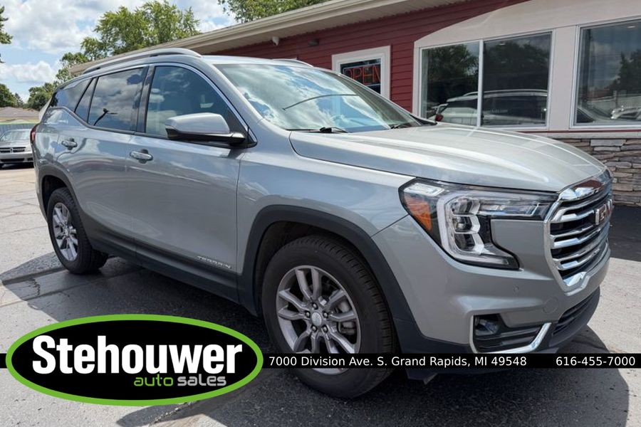 2023 GMC Terrain AWD SLT