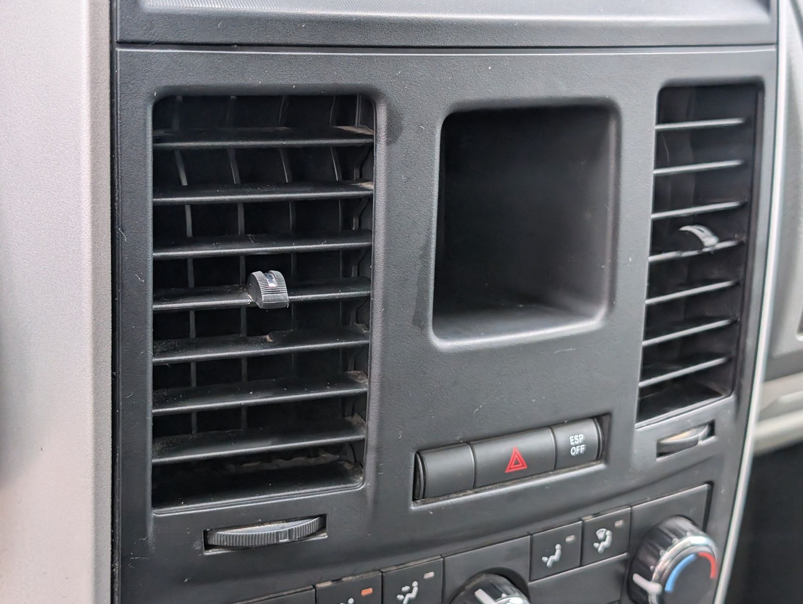 2010 Dodge Grand Caravan 53