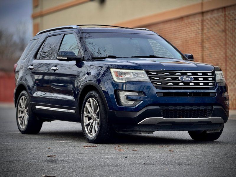 2016 Ford Explorer Limited's photo