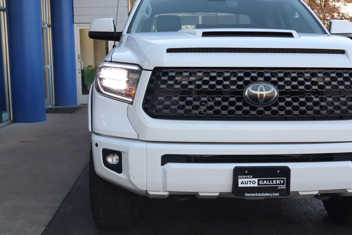 2018 Toyota Tundra SR5 5.7L V8