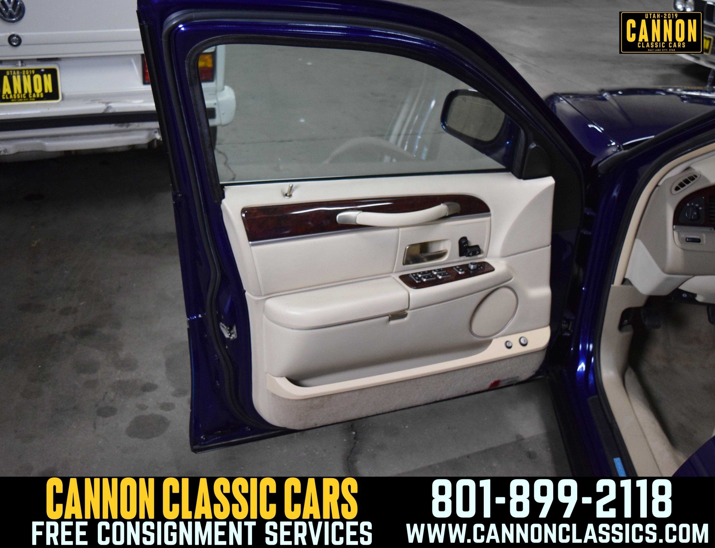 2007 Lincoln Town Car Signature - Photo 24
