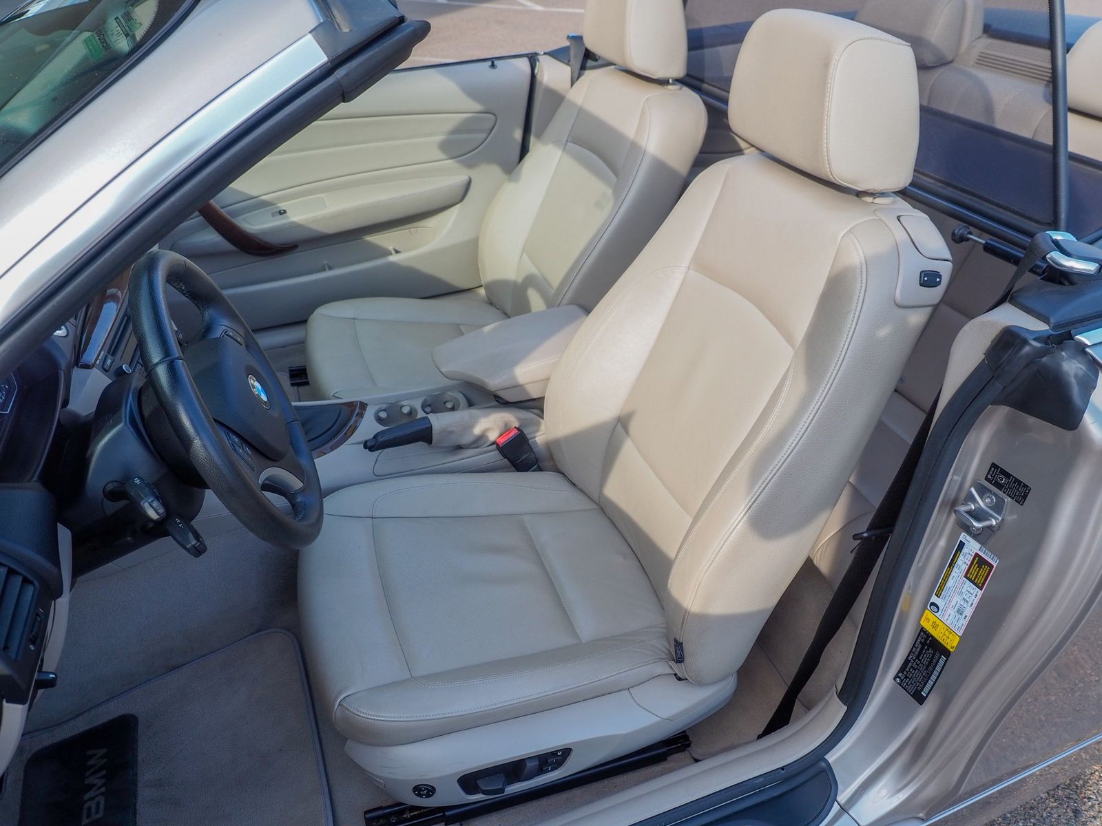 2011 BMW 128I 41