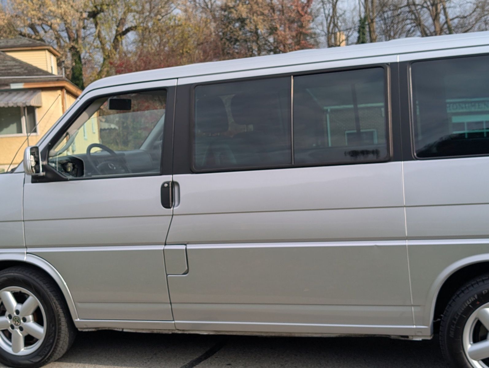 2003 Volkswagen EuroVan 45