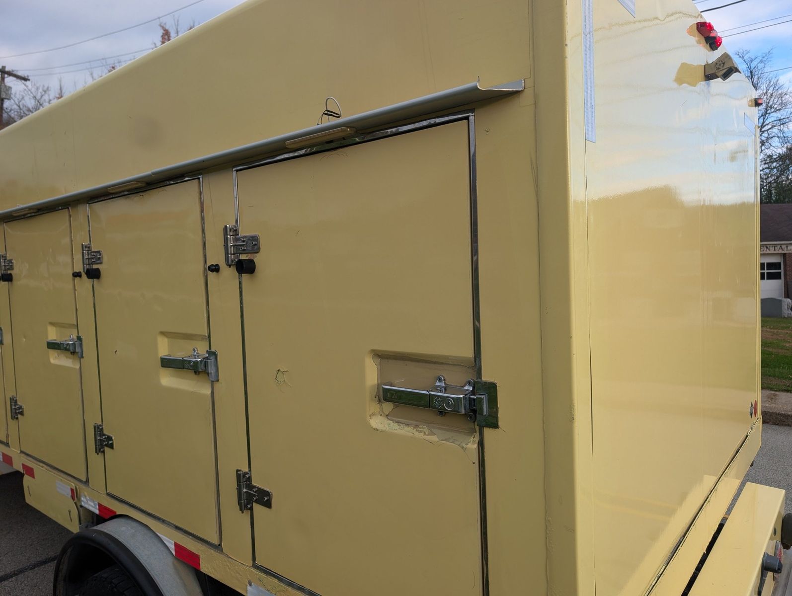 2019 Ford E-Series Chassis 59