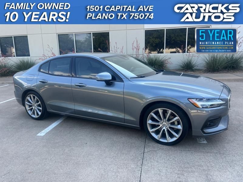 Gray 2021 Volvo S60 Sedan Front-Wheel Drive 8-Speed Automatic