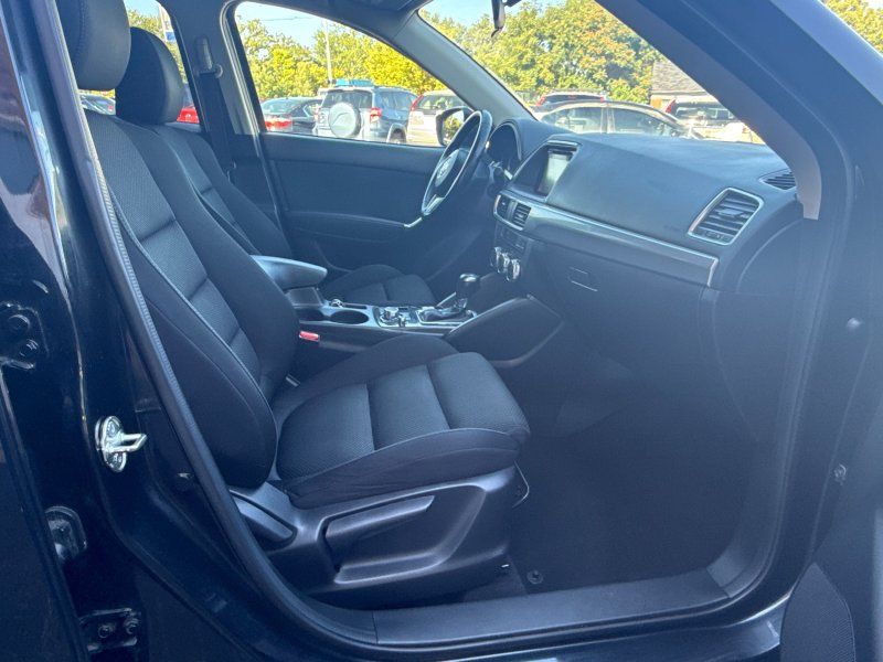 2016 Mazda CX-5 Touring photo 11