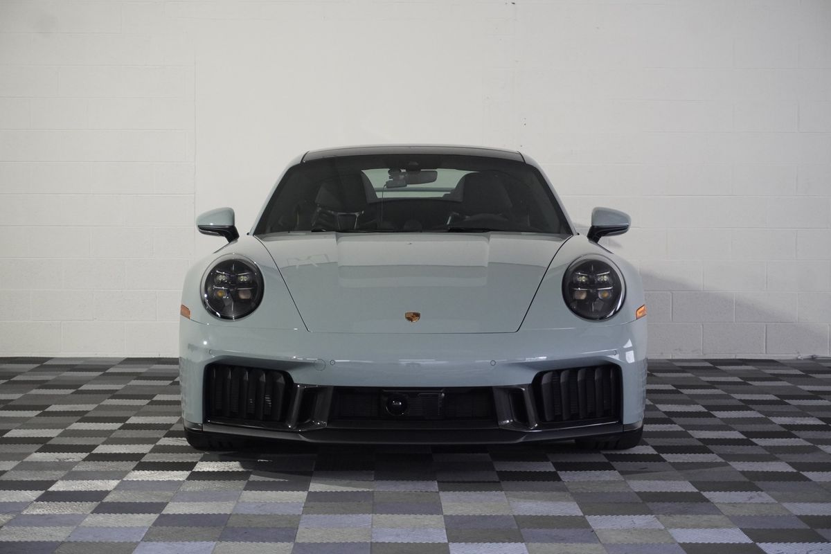 2026 Porsche 911 Carrera GTS