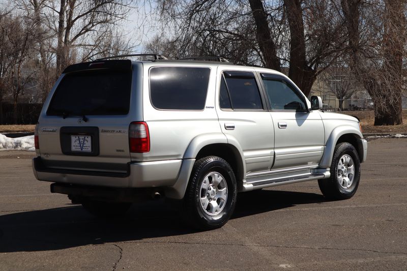 2000 Toyota 4Runner Photos