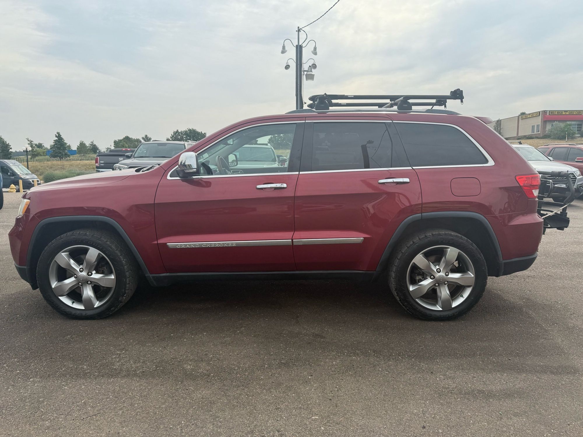 2012 Jeep Grand Cherokee Overland photo 28