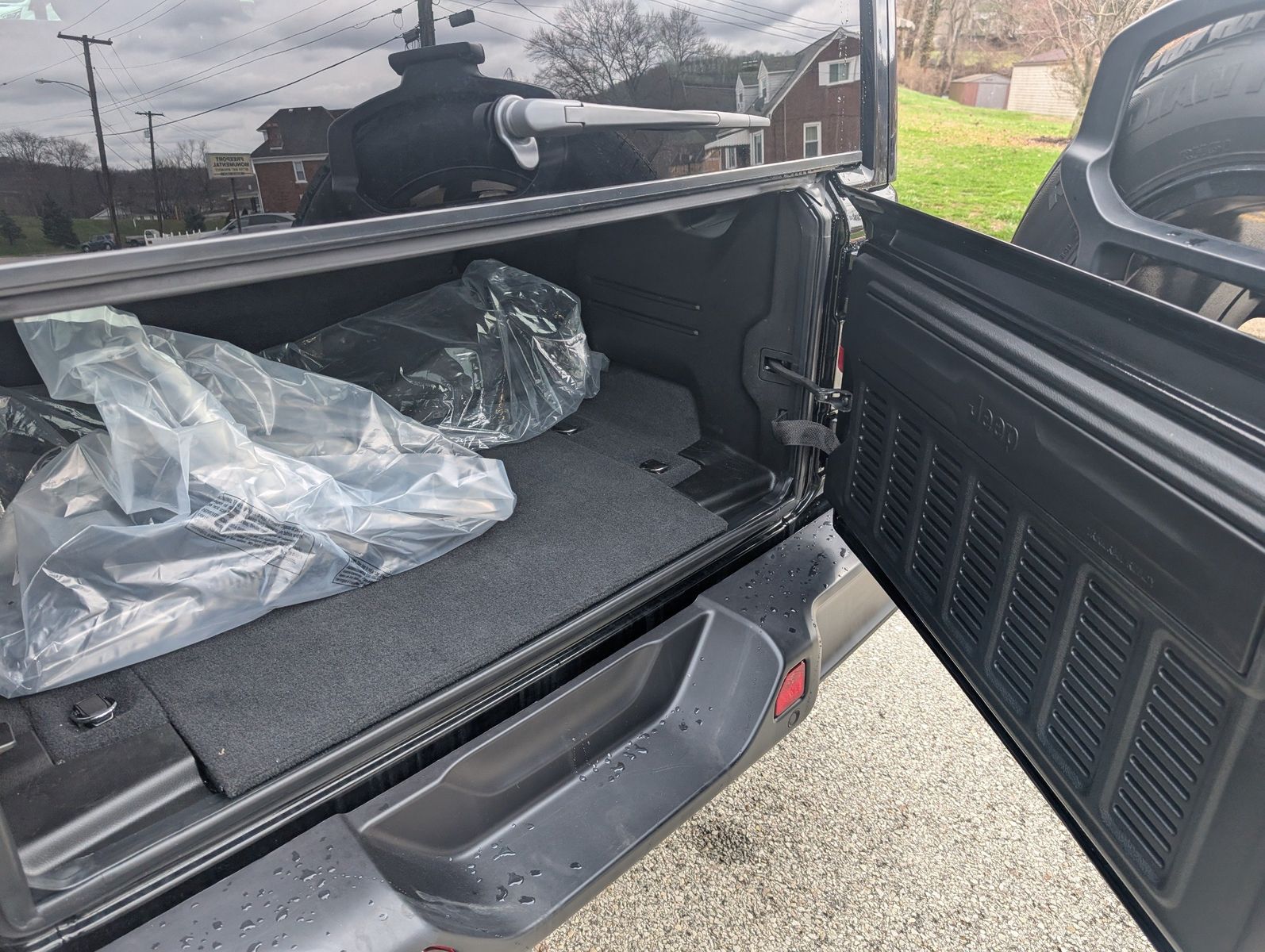 2025 Jeep Wrangler 4xe 34
