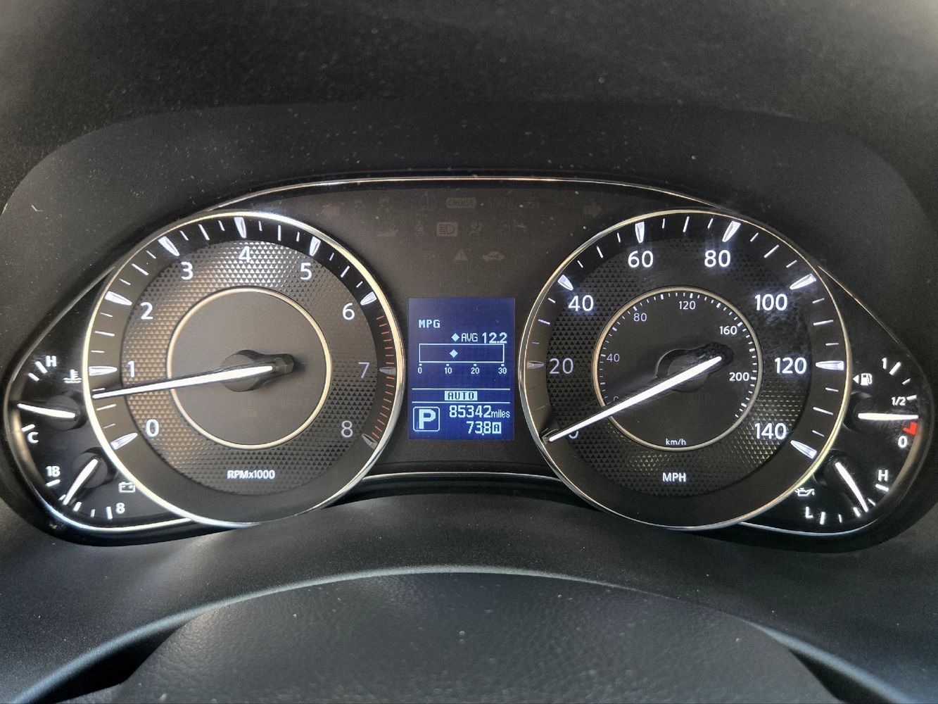 2018 Nissan Armada SL photo 27