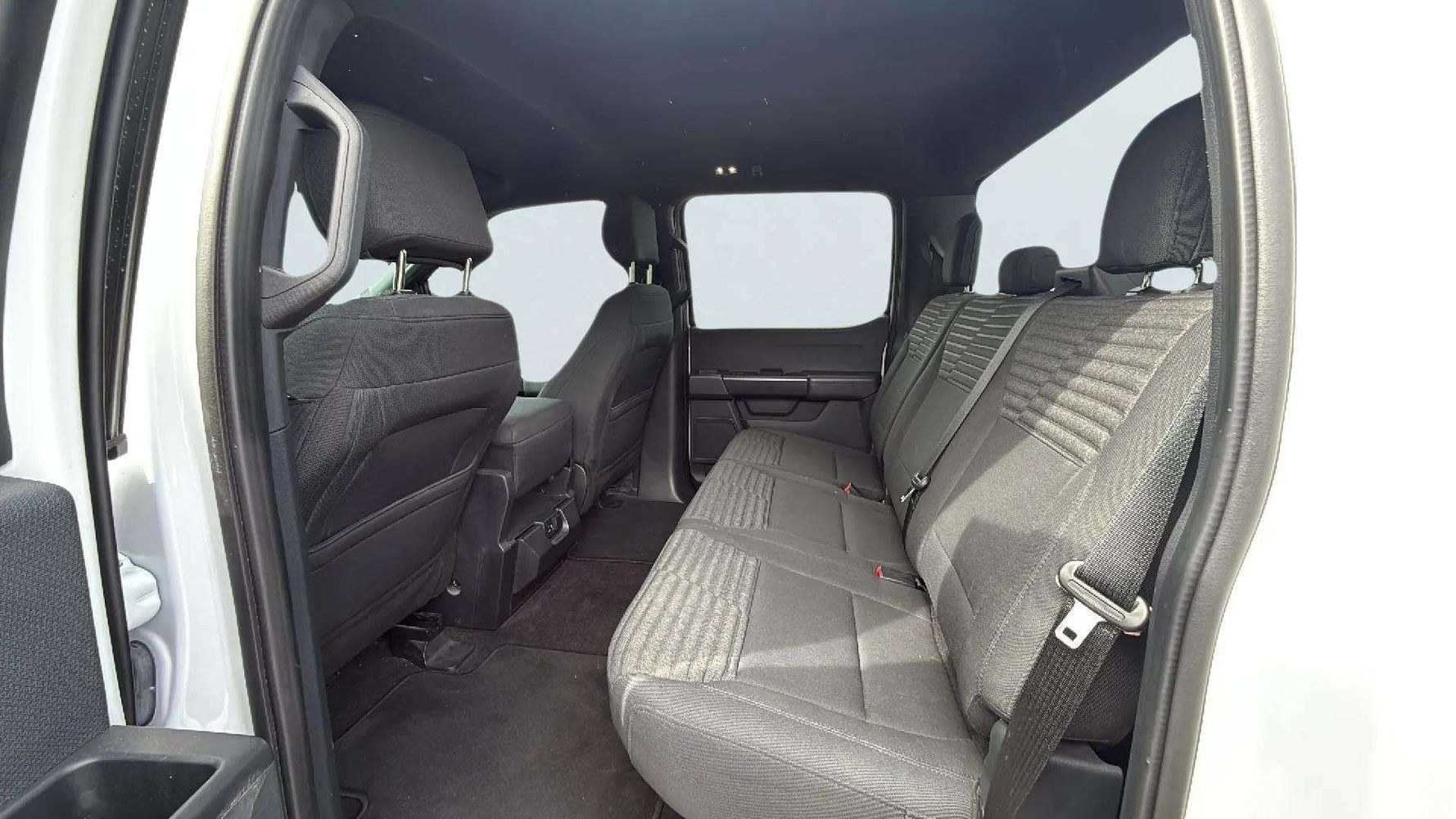 2021 Ford F-150 XL photo 17