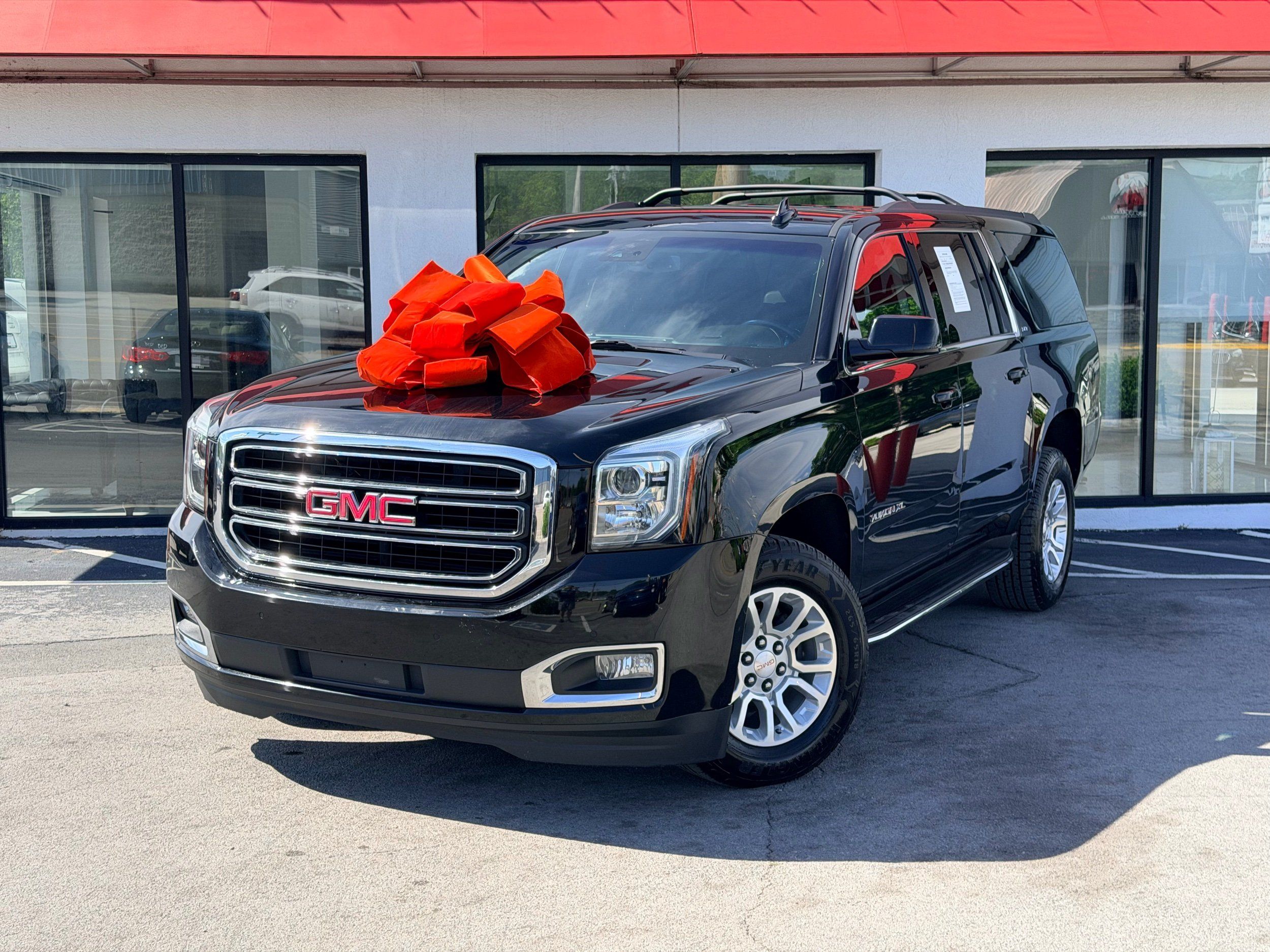 2019 GMC Yukon 4WD SLT's photo