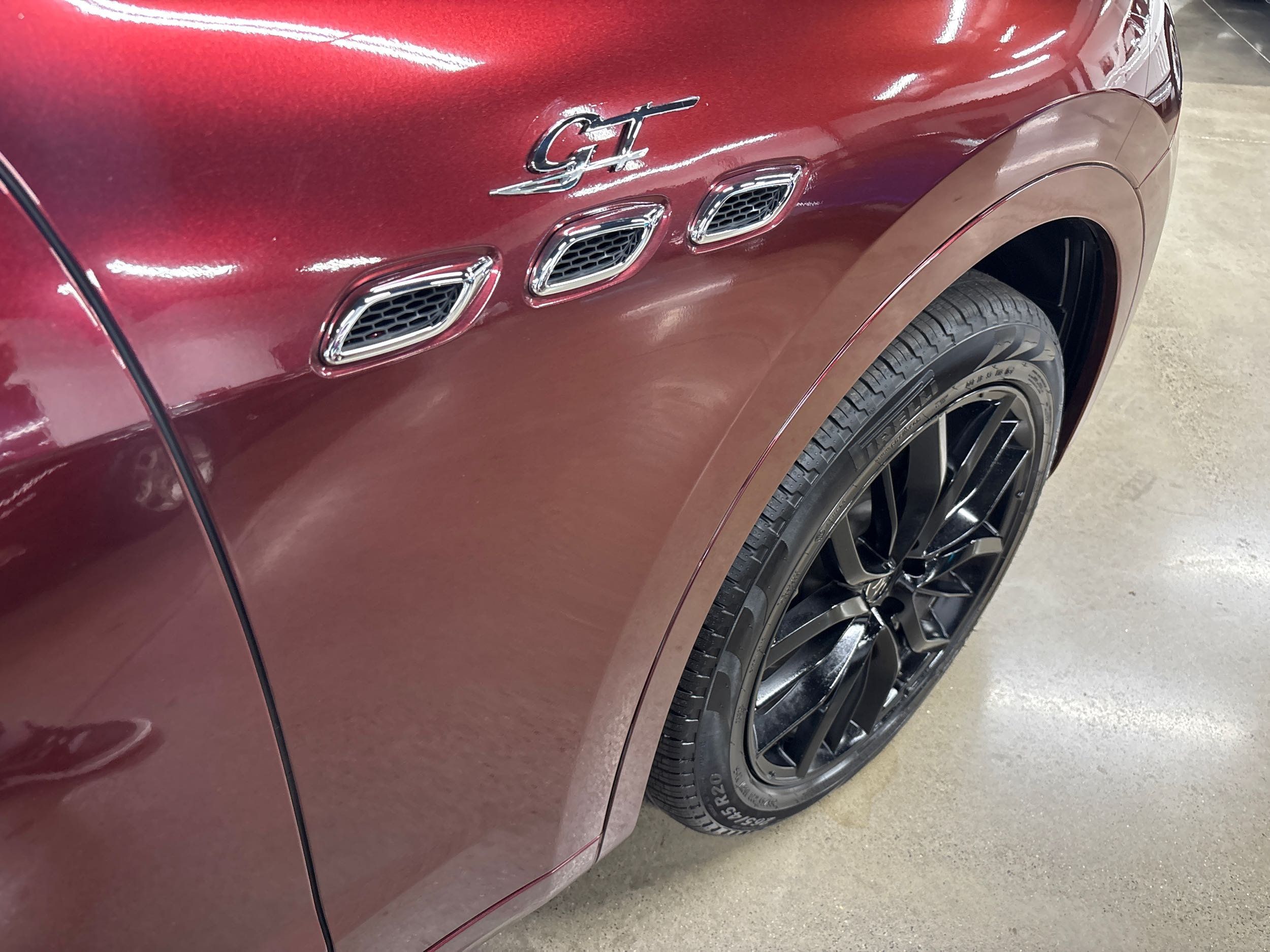 2022 Maserati Levante GT photo 19