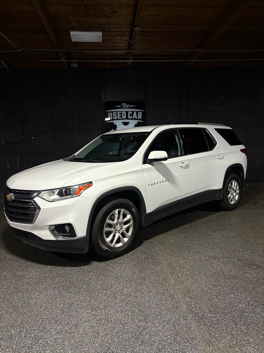 2018 Chevrolet Traverse LT Cloth