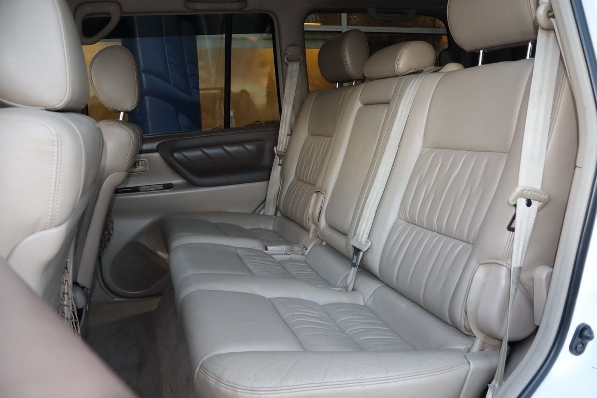 2000 Toyota Land Cruiser 