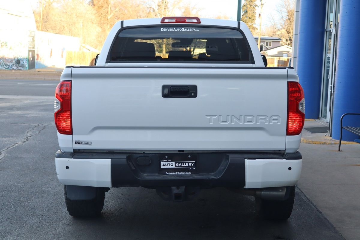 2018 Toyota Tundra SR5 5.7L V8