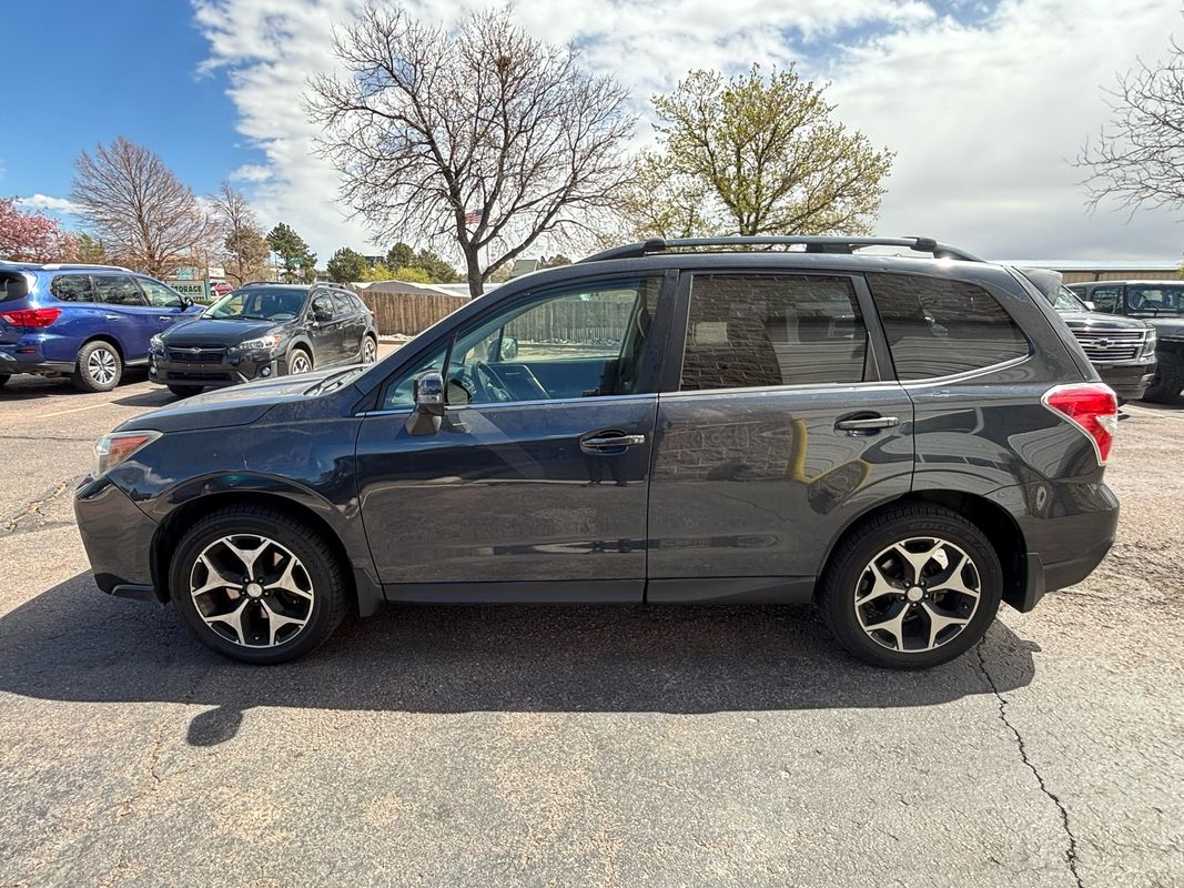 View vehicle photo 4