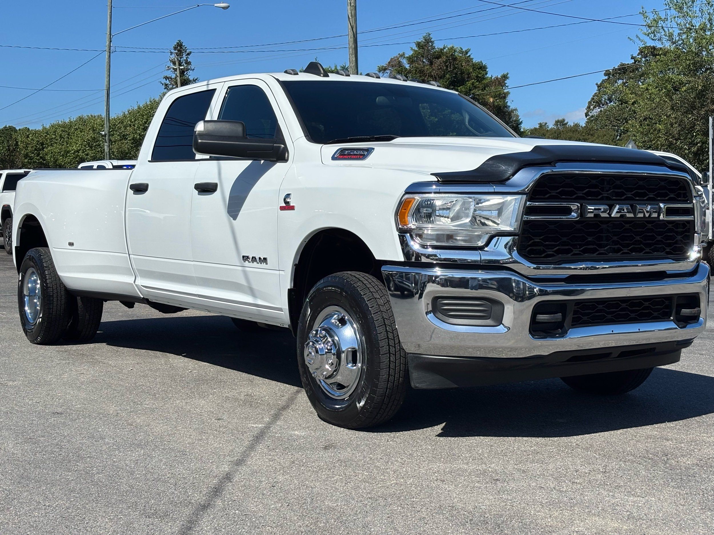 2022 Ram 3500 Tradesman photo 2
