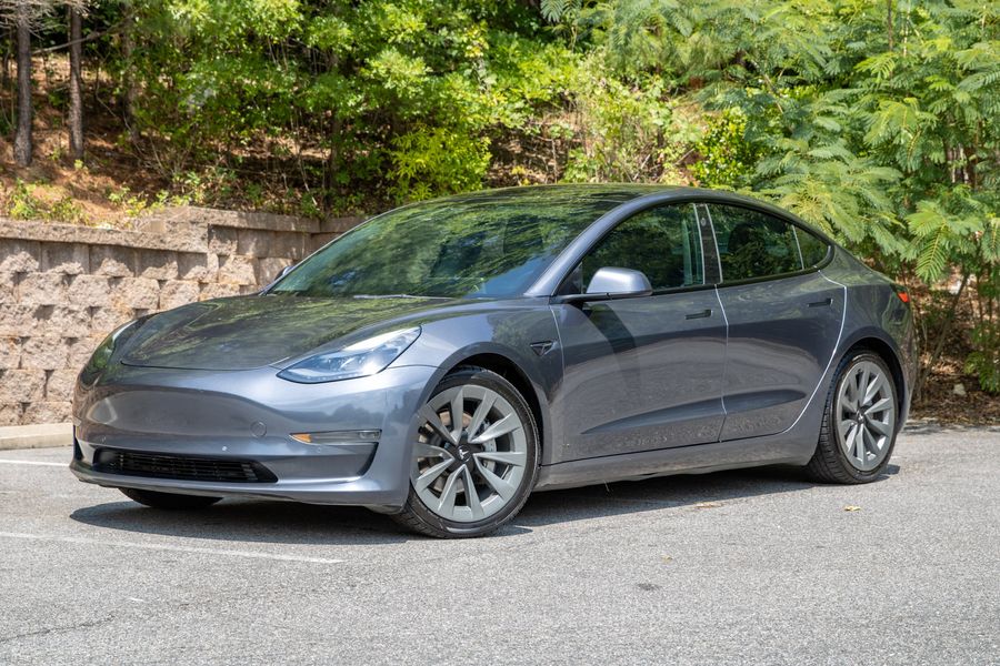 2022 Tesla Model 3 Rear-Wheel Drive