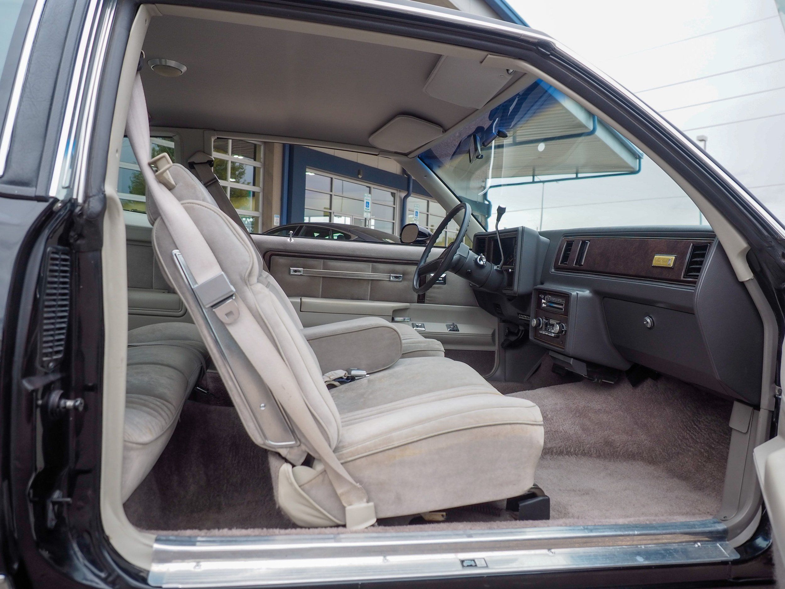 1984 Chevrolet Monte Carlo Black 