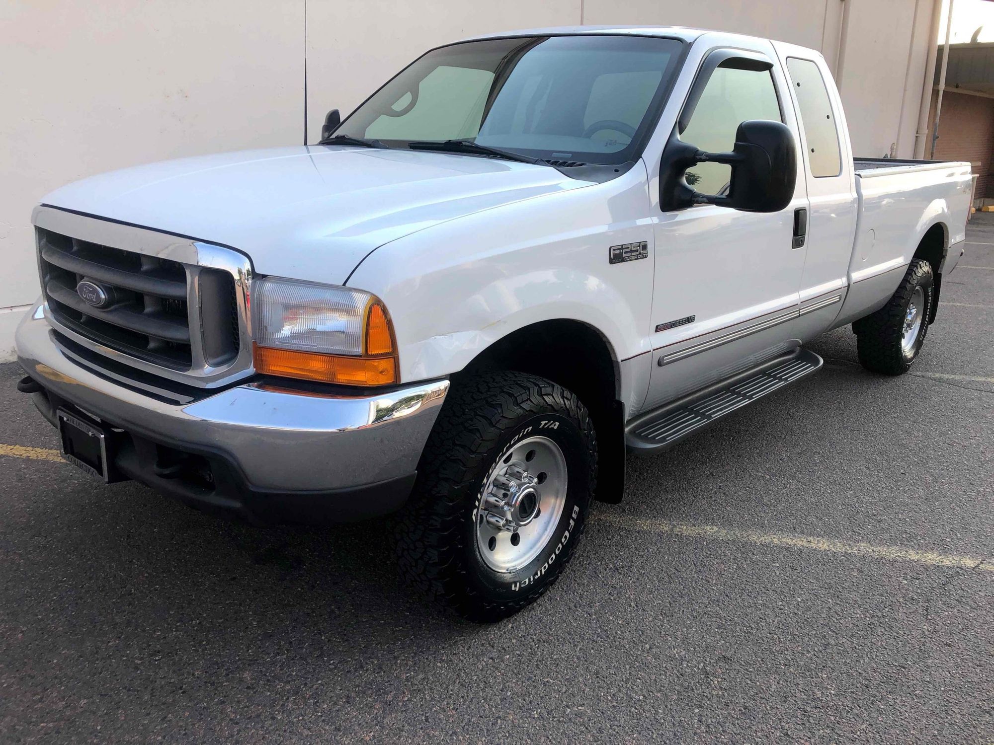 2000 Ford F-250 Super Duty XLT | The Denver Collection