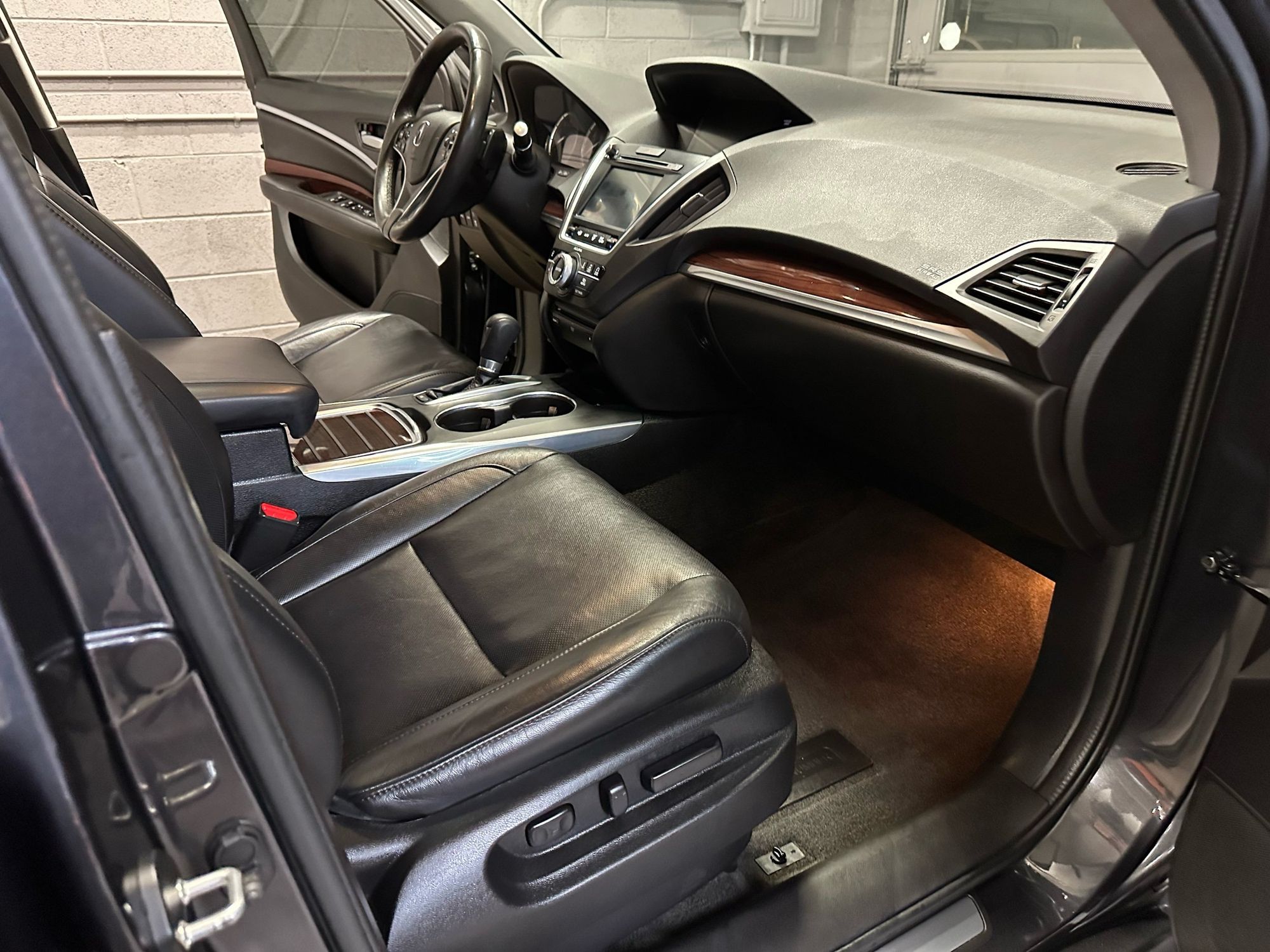 2015 Acura MDX Advance Entertainment photo 26