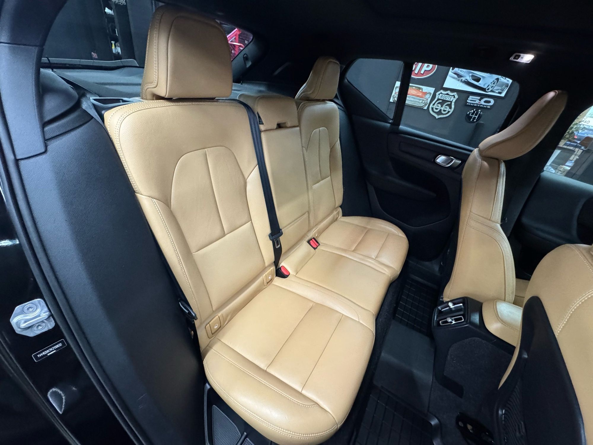 2019 Volvo XC40 T5 Momentum photo 18
