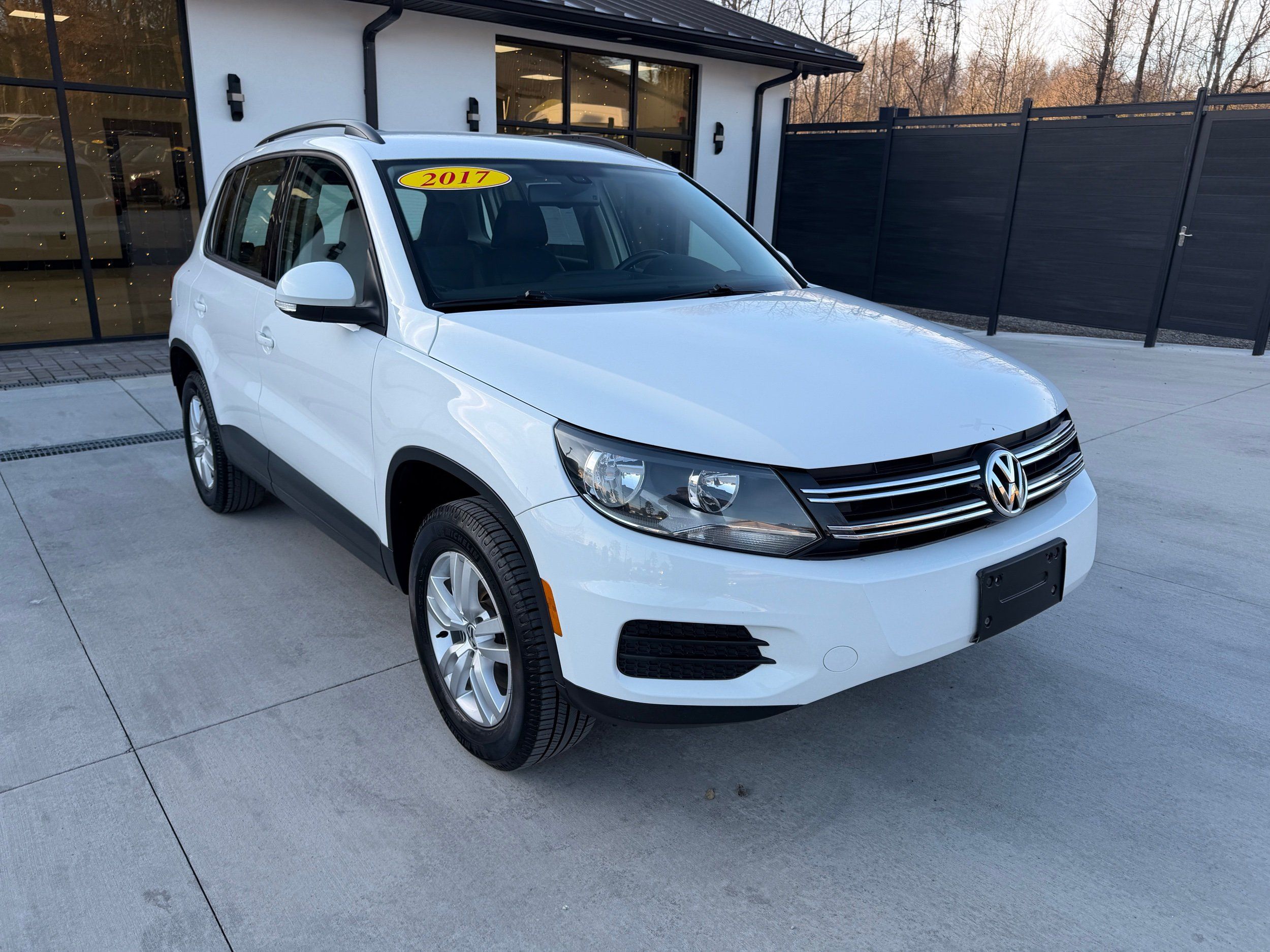 2017 Volkswagen Tiguan Limited Base