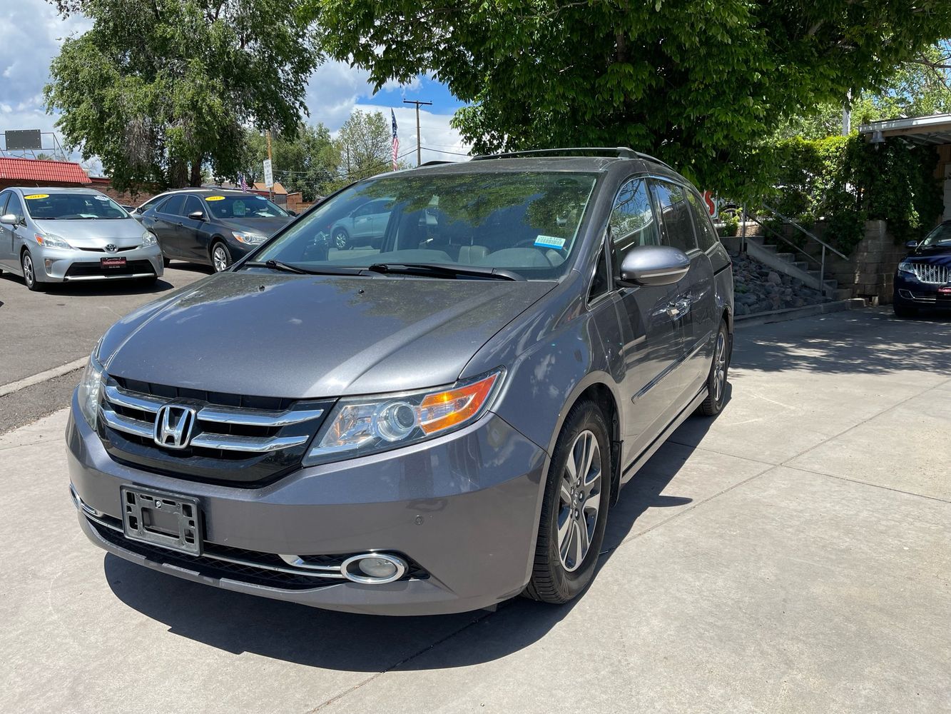 Vehicle Image 2