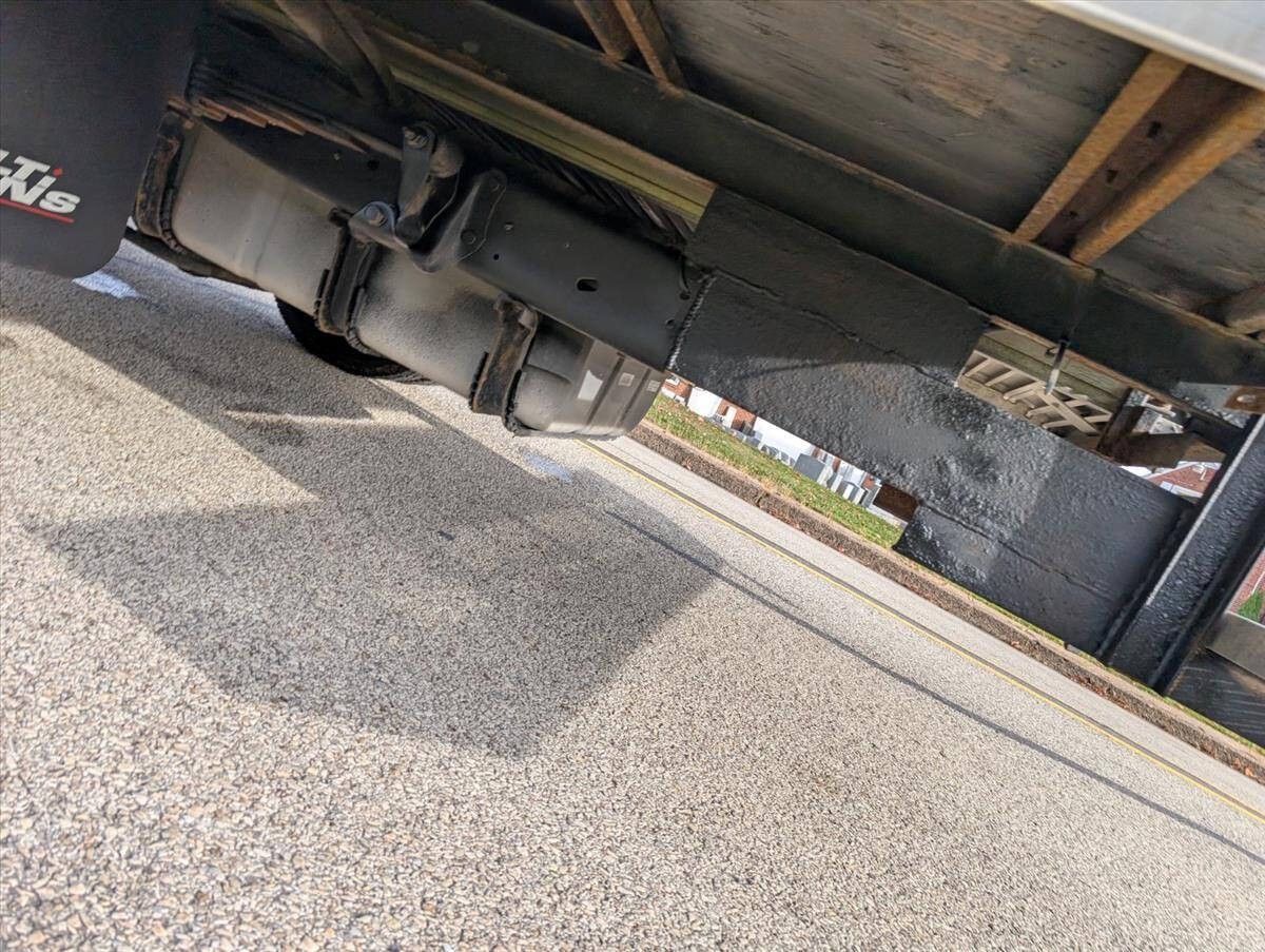 2017 Ford E-Series 39