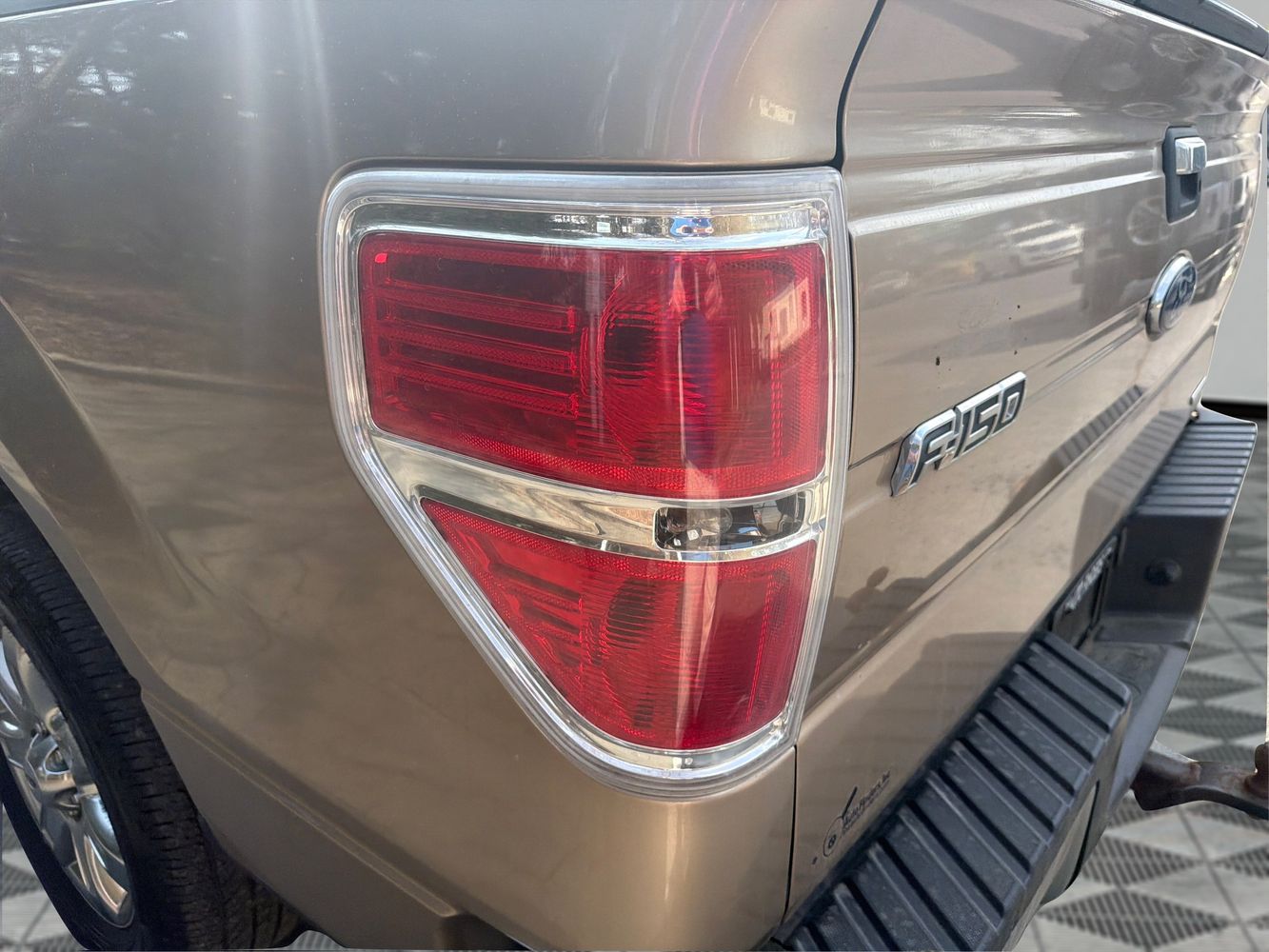 2014 Ford F-150 XLT - Photo 37