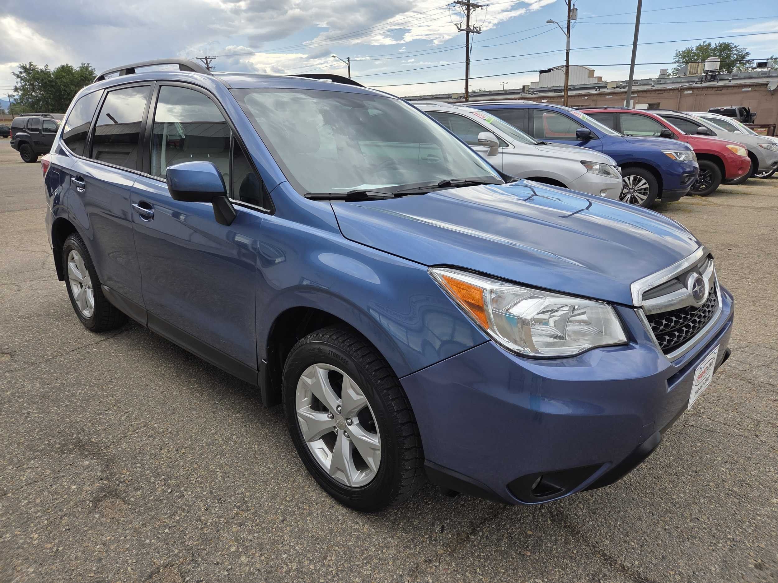 2016 Subaru Forester 2.5i Premium photo 2