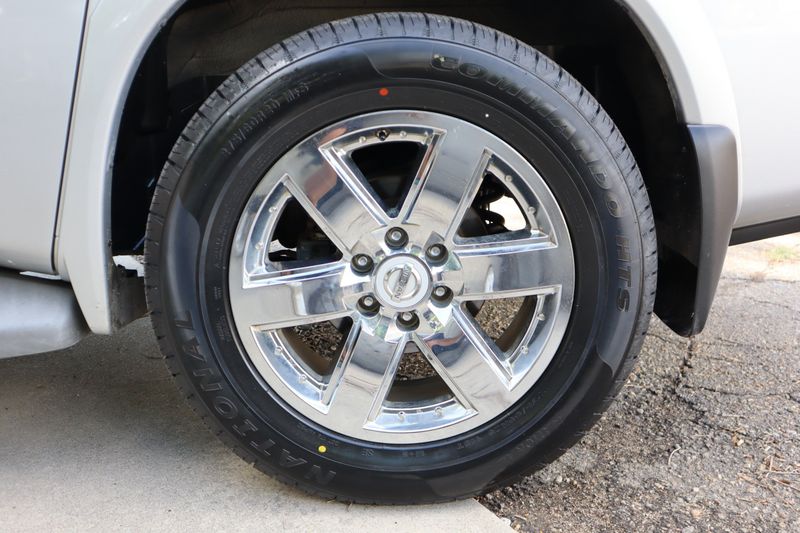 2009 Nissan Armada Photos