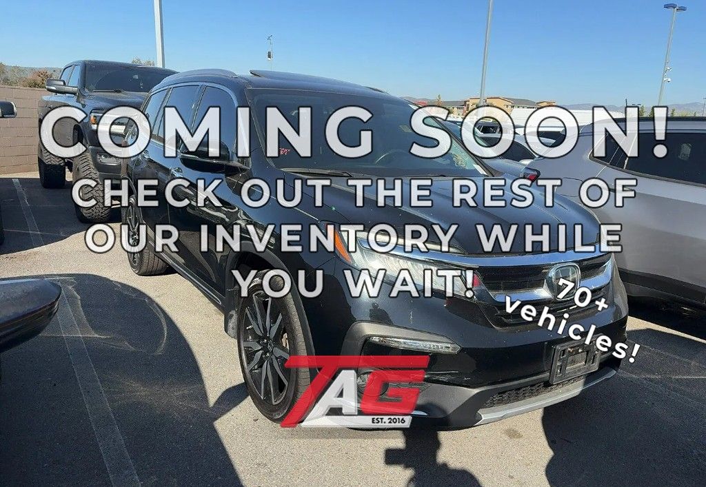 2022 Honda Pilot Touring-7 AWD's photo