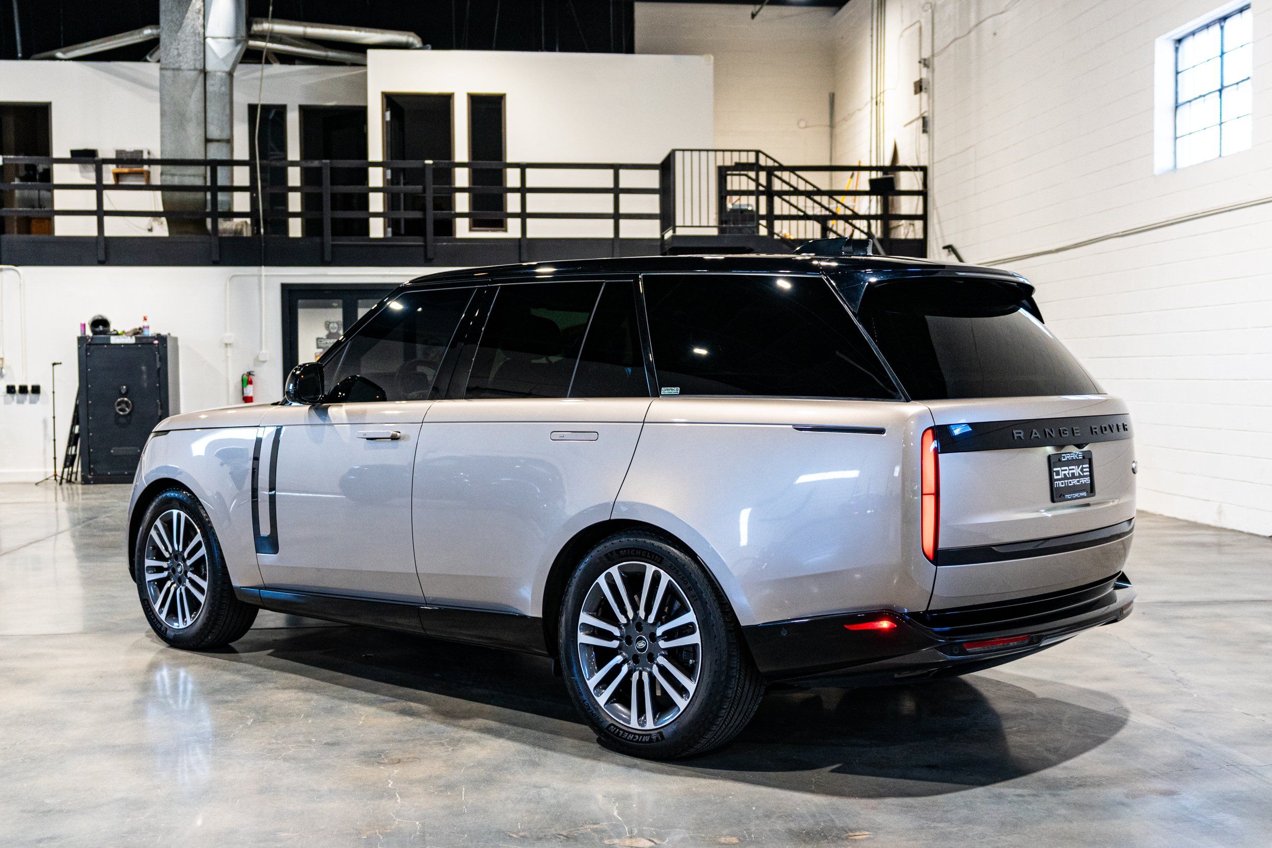 2023 Land Rover Range Rover P530 SE, photo 3