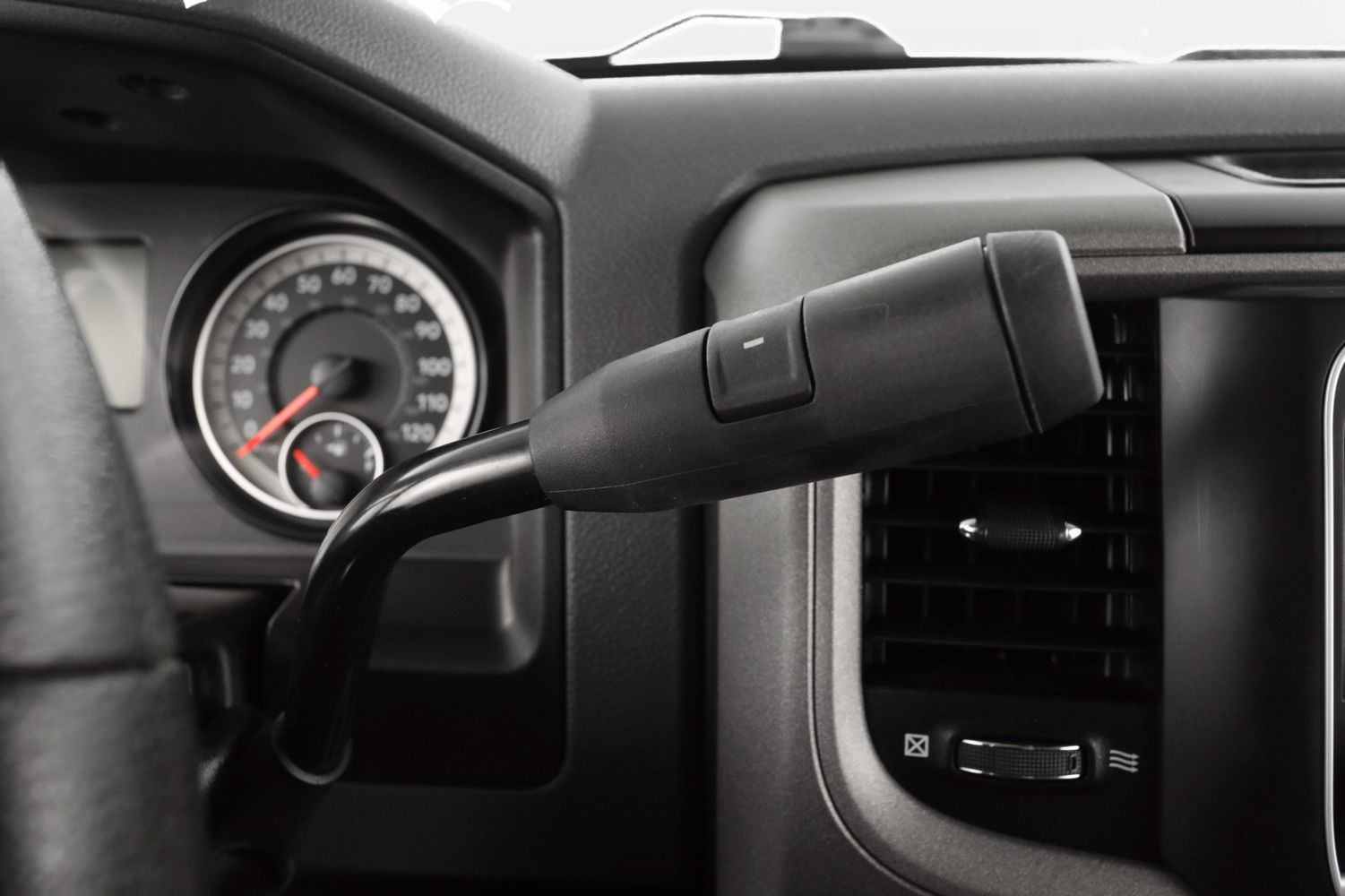 2017 Ram 2500 Tradesman photo 9