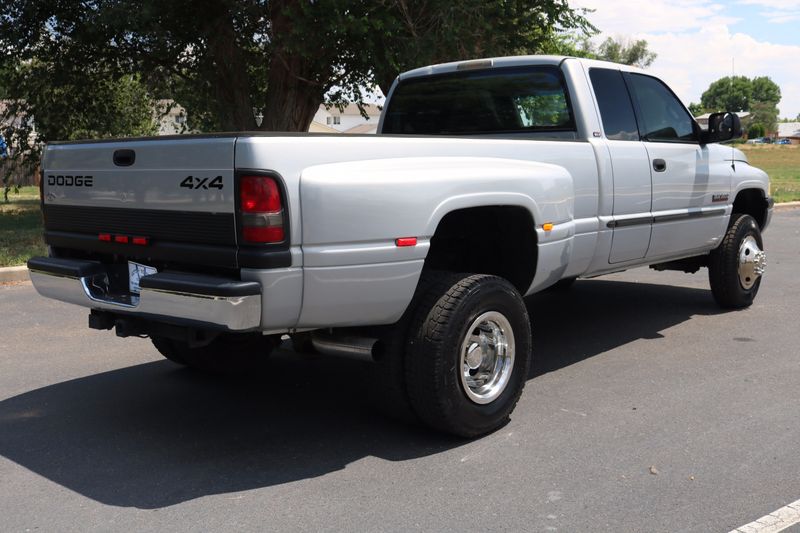 2001 Dodge Ram 3500 Photos