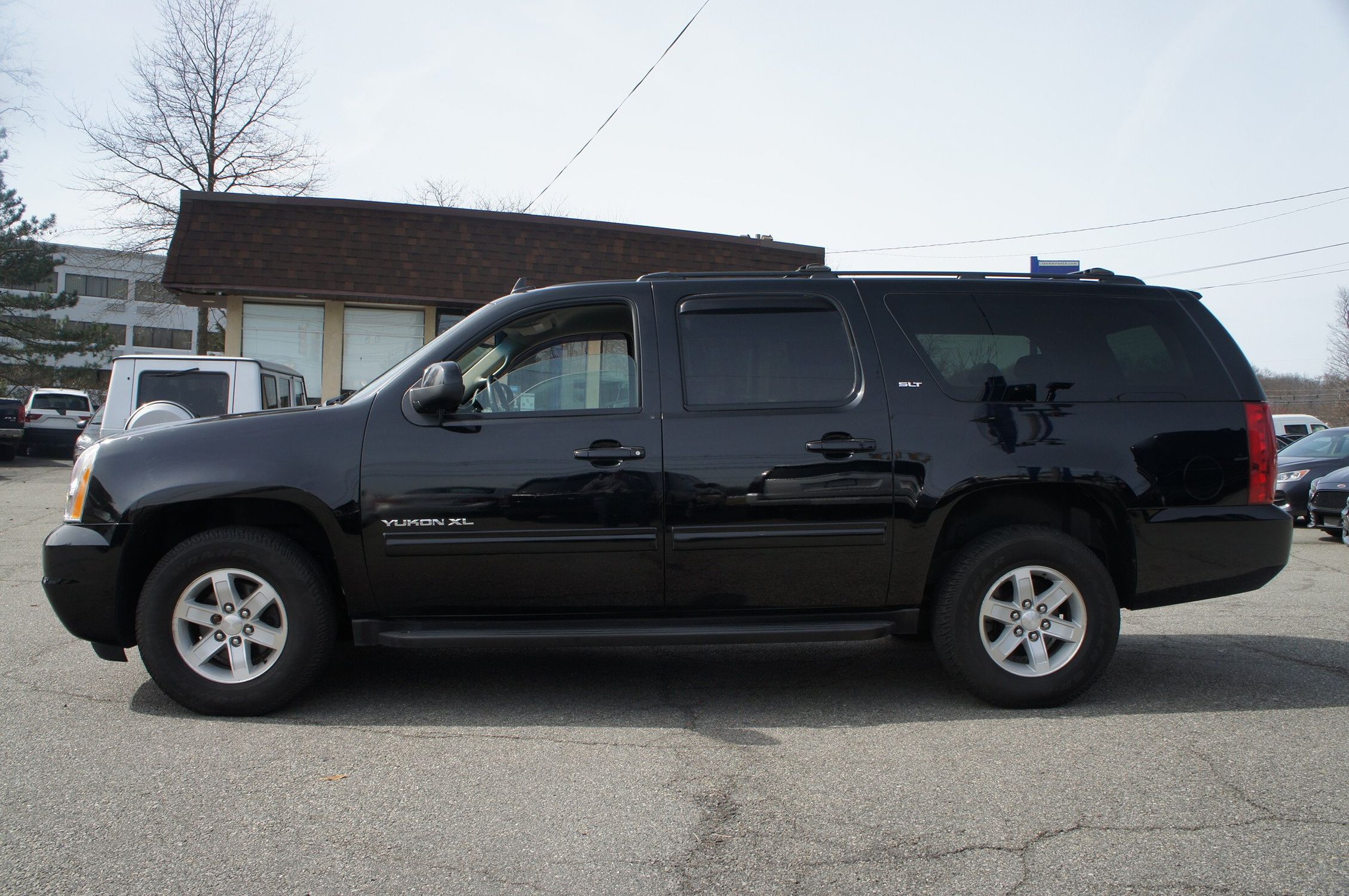 2013 GMC Yukon XL SLT 1500 | Zoom Auto Group - Used Cars New Jersey