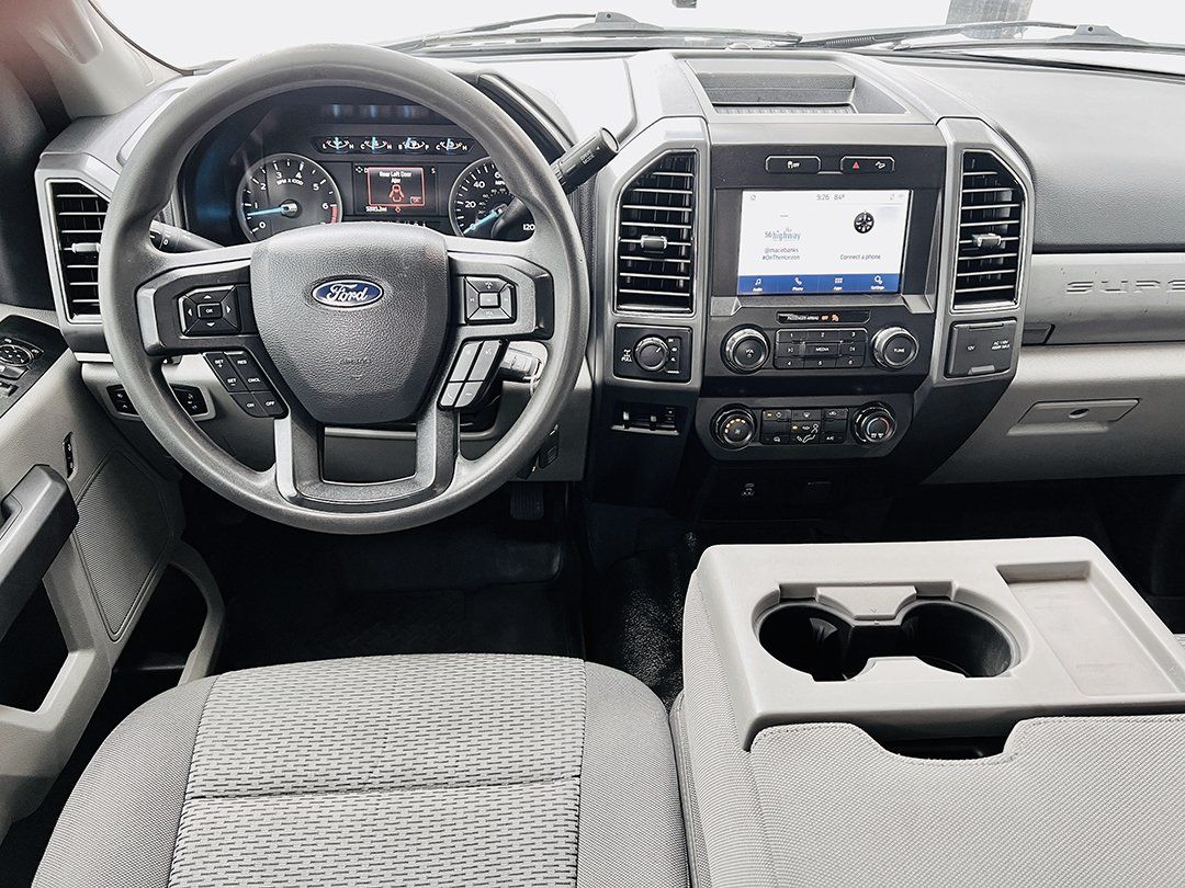 2022 Ford F-250 XLT FX4 photo 5