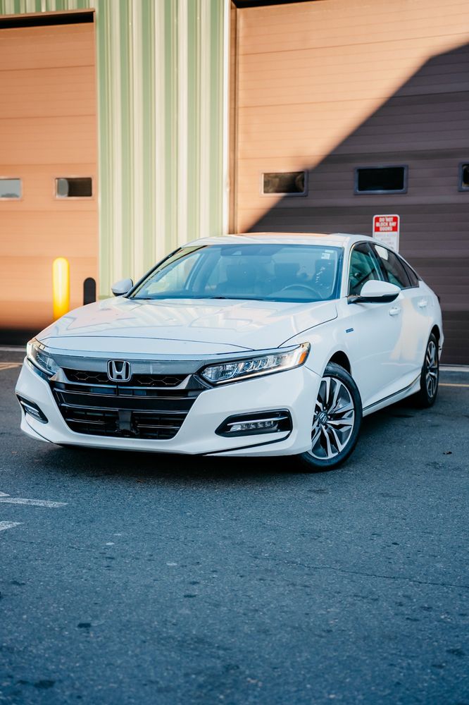 2019 Honda Accord Hybrid EX-L's photo