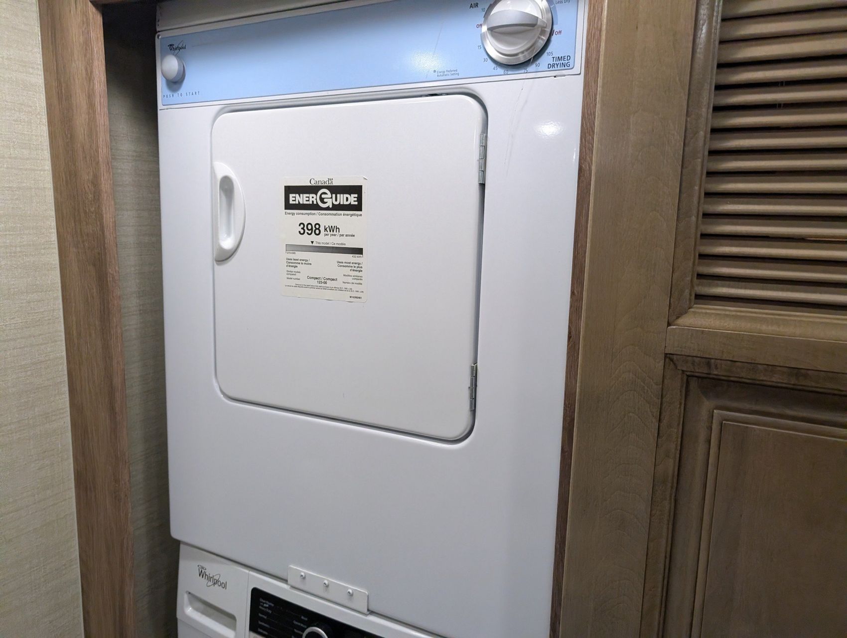 2019 Jayco Embark 104