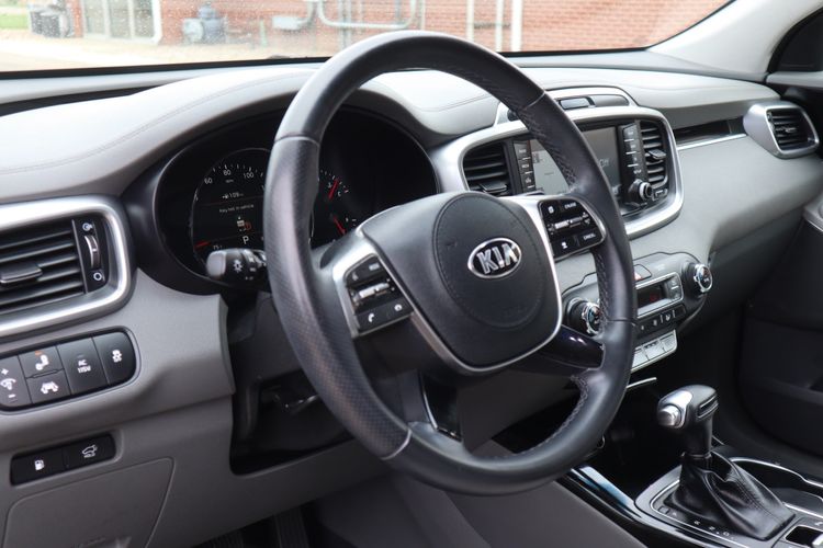 2019 Kia Sorento SX V6 | Victory Motors of Colorado