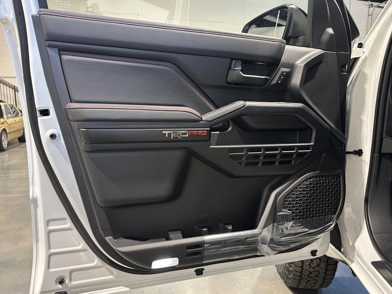 2025 Toyota 4Runner TRD Pro HV, photo 10
