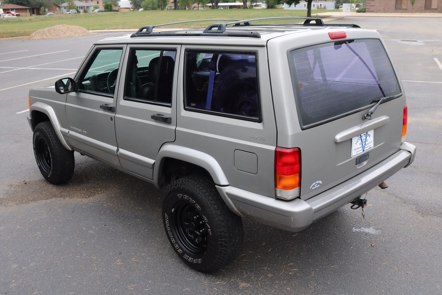 2001 Jeep Cherokee Limited | Victory Motors of Colorado