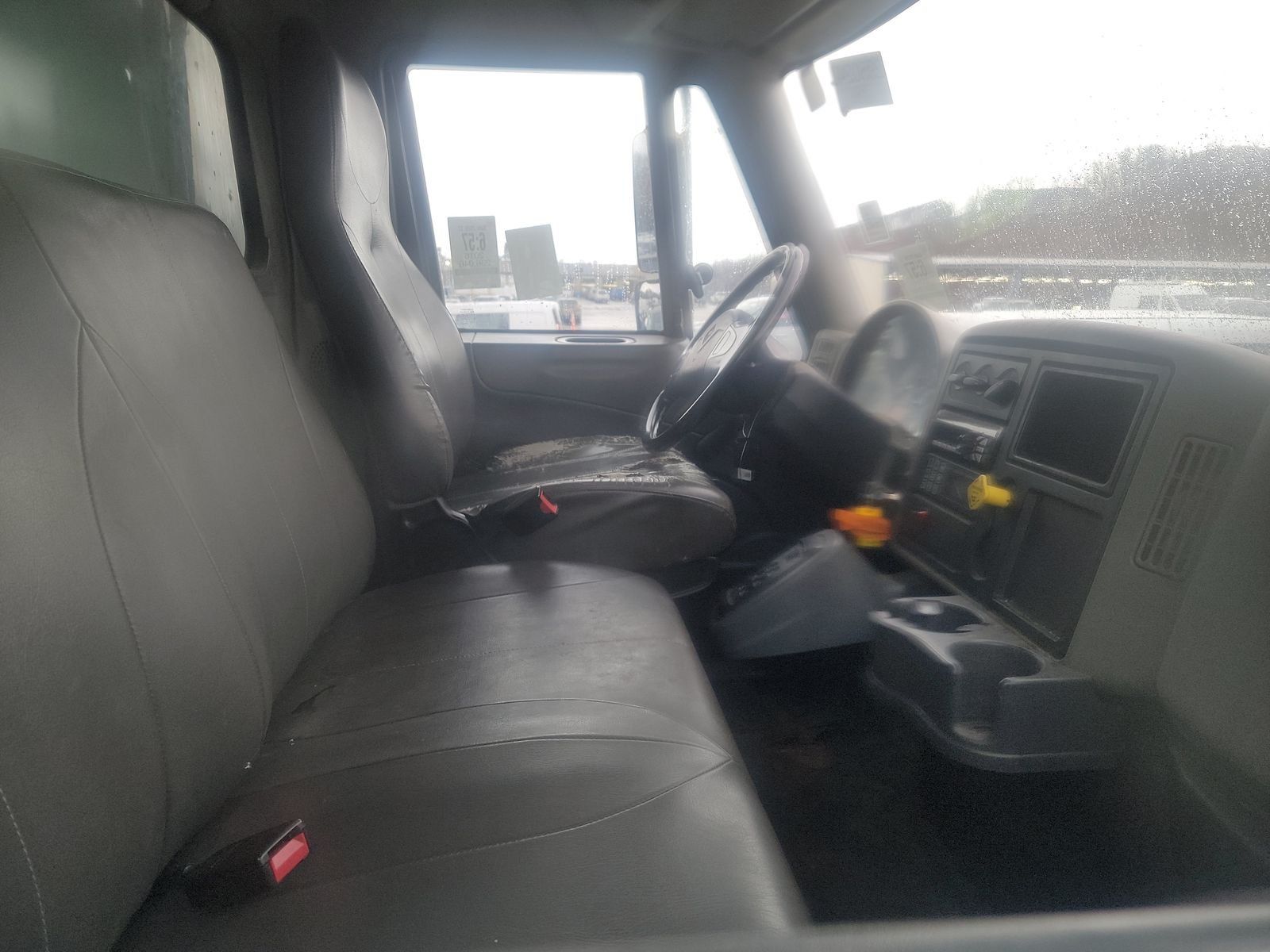2016 International DuraStar 4400 13
