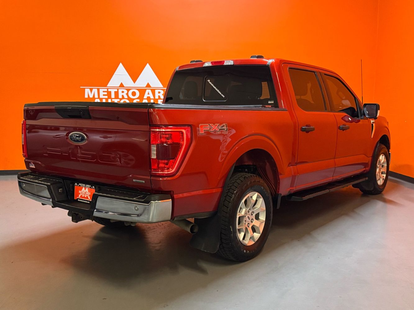 2023 Ford F-150 XLT photo 4