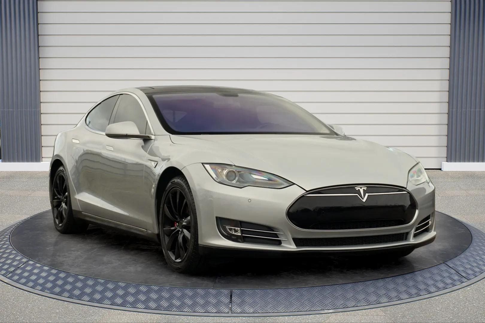 2013 Tesla Model S