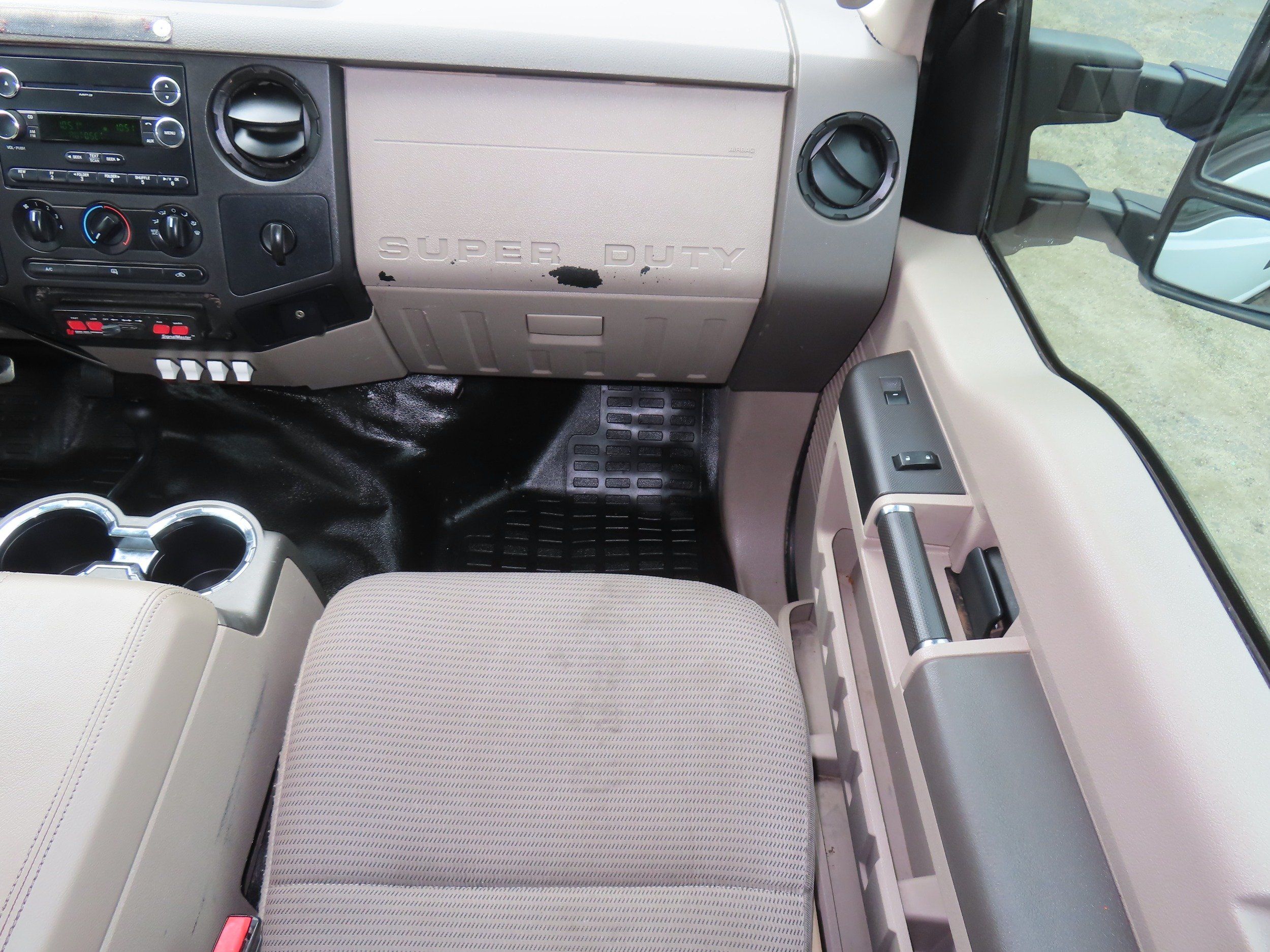 2009 Ford F-350 Super Duty XL - Photo 18
